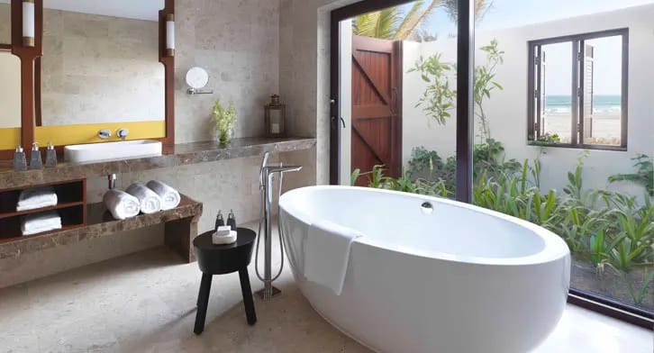 Anantara Al Baleed - Three Bedroom Royal Beach Villa Washroom